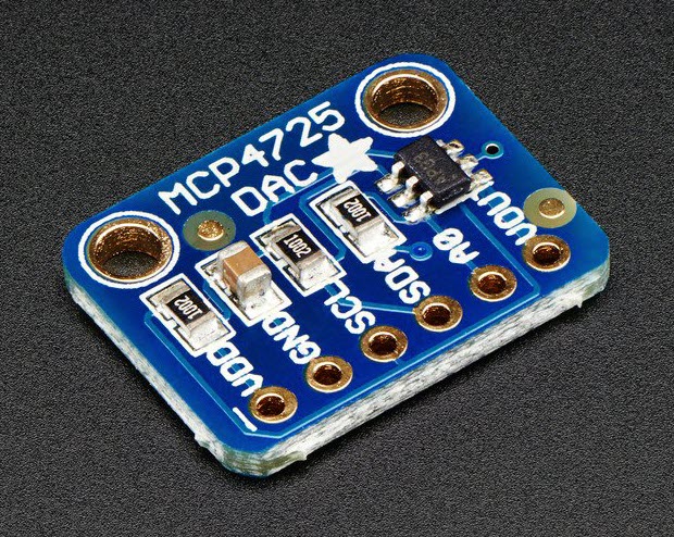 A picture of an Adafruit MCP4725 module or breakout board that can be used with Arduino projects