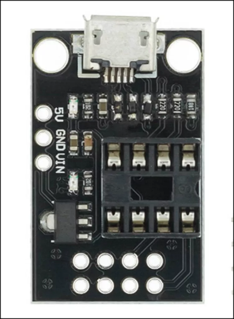 A picture of another version of Digispark ATtiny85 development board